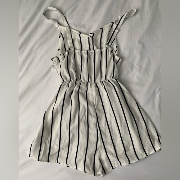 SHEIN striped jumper - Picture 3 of 3